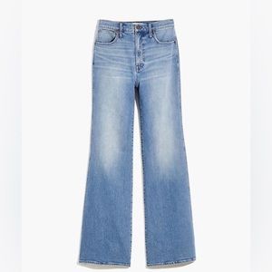 Madewell 11 inch High Rise Flare Jeans in Caine Wash 28